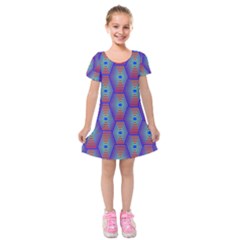 Red Blue Bee Hive Kids  Short Sleeve Velvet Dress by Amaryn4rt