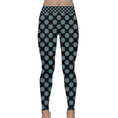 Pattern Classic Yoga Leggings by ValentinaDesign