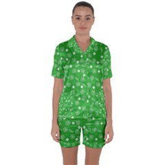 St Patricks Day Pattern Satin Short Sleeve Pyjamas Set by Valentinaart