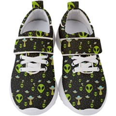 Alien Ufo Pattern Kids  Velcro Strap Shoes by Vaneshart