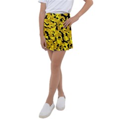Black And Yellow Camouflage Pattern Kids  Tennis Skirt by SpinnyChairDesigns