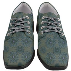 Decorative Wheat Wreath Stars Women Heeled Oxford Shoes by pepitasart