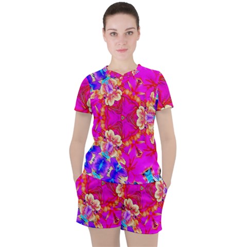 Newdesign Women s Tee And Shorts Set by LW41021