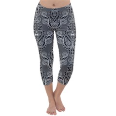 Great Vintage Pattern A Capri Winter Leggings  by PatternFactory