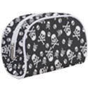 Skull-crossbones-seamless-pattern-holiday-halloween-wallpaper-wrapping-packing-backdrop Make Up Case (Large) View1