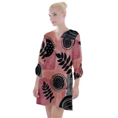 Abstract Pattern Floral Wall Art Open Neck Shift Dress by Vaneshop