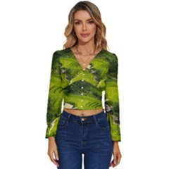 Apartment Curve Path Step Long Sleeve V-neck Top by Sarkoni