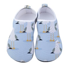 Cute Seagulls Seamless Pattern Light Blue Background Kids  Sock-style Water Shoes by Bedest
