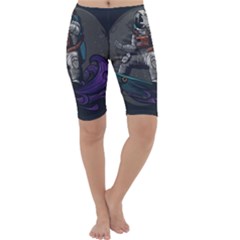 Illustration Astronaut Cosmonaut Paying Skateboard Sport Space With Astronaut Suit Cropped Leggings  by Ndabl3x