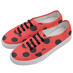 Abstract-bug-cubism-flat-insect Women s Classic Low Top Sneakers by Ket1n9