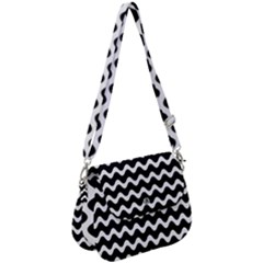 Wave-black White Saddle Handbag by kyorashop23