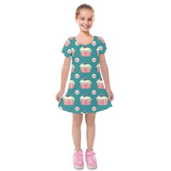 Retro 40s 50s Cupcake Pattern 2 Kids  Short Sleeve Velvet Dress by violetheavensky