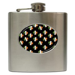 Irish Clover Hip Flask (6 Oz) by Valentinaart