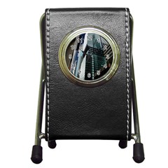 Architecture Frankfurt Reflection Pen Holder Desk Clock by Wegoenart