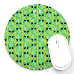 Alien Pattern- Round Mousepad by Ket1n9