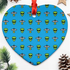 Alien Pattern Heart Ornament (two Sides) by Ket1n9