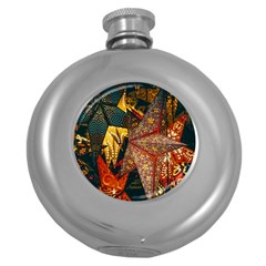 Stars Lanterns Lighting Round Hip Flask (5 Oz) by Apenda
